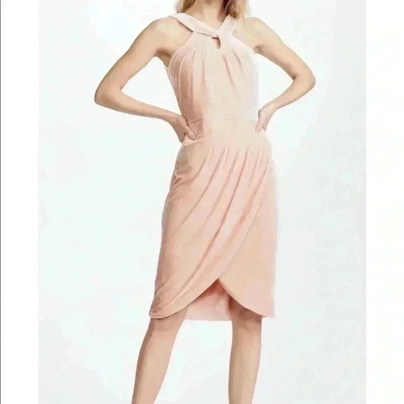 ⭐️HOST PICK⭐️ BNWT Cupcakes and cashmere women’s velvet dress size 4 - Picture 2 of 5